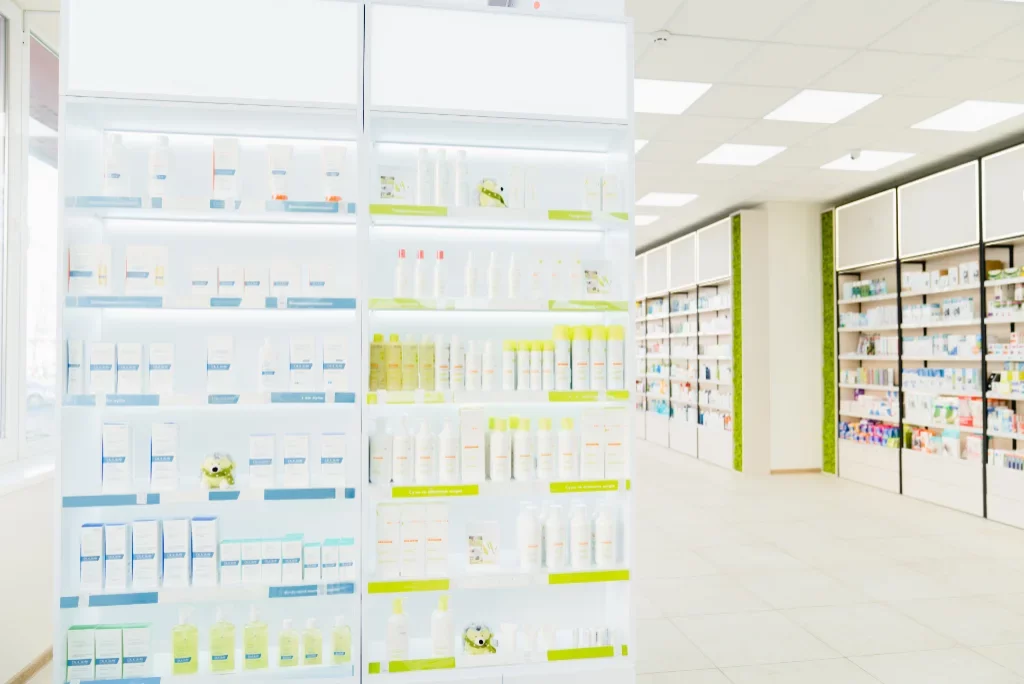 reforma-integral-local-comercial-granollers-farmacia reforma integral de local comercial